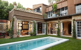 Llimona Suites